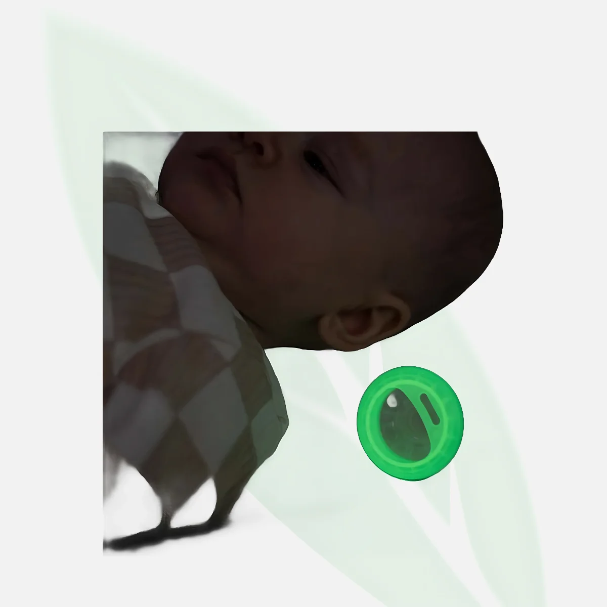 TOMMEE TIPPEE Glow In The Dark Soother (2 Pack)